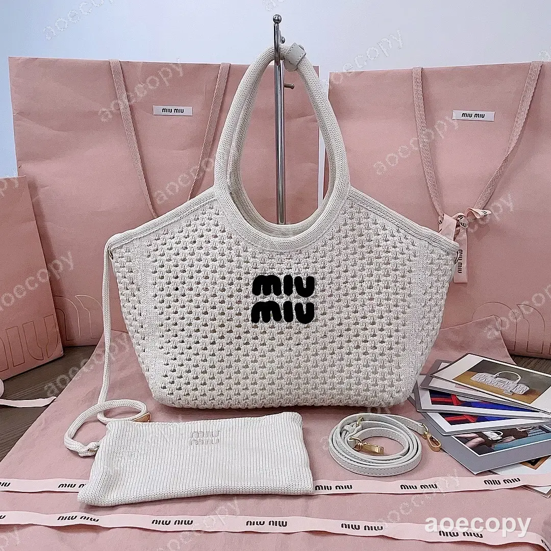 大人気★ ミュウミュウ バッグ N級品 No.0104