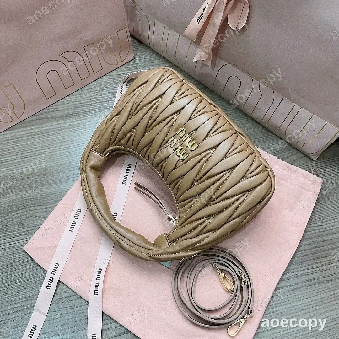 新作 ミュウミュウ バッグ N級品 No.0172