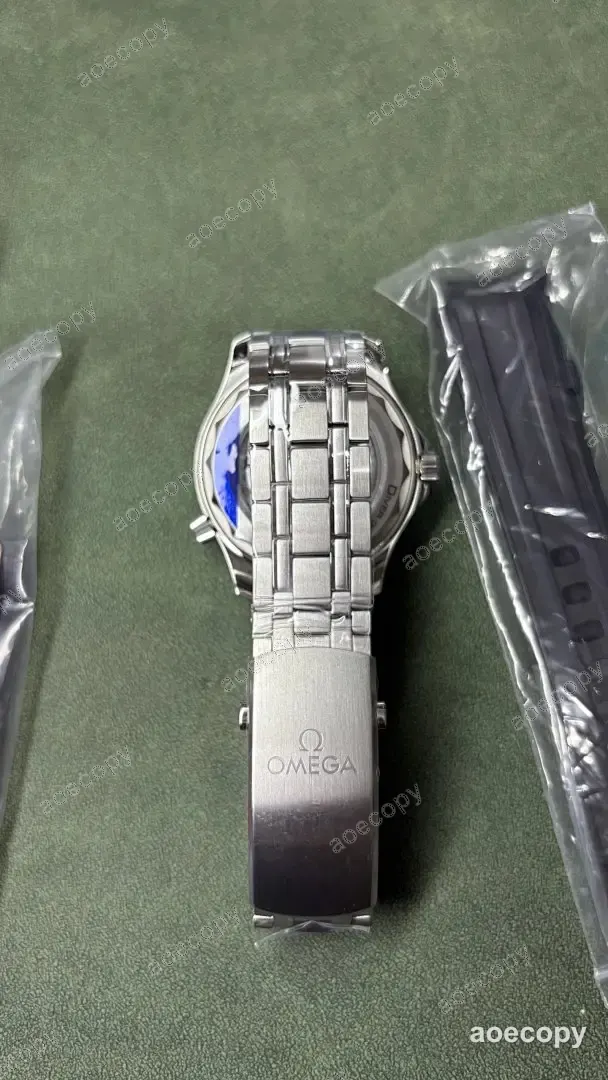 注目の新作 オメガ シーマスター ホワイト ウォッチ N級品 DD8800 No.0046