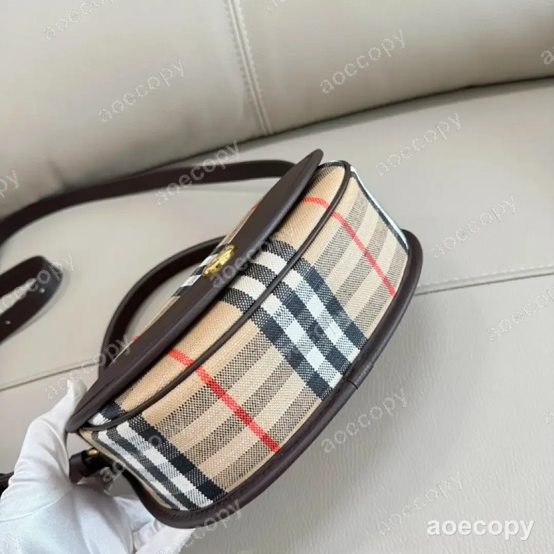 新作 バーバリー バッグ コピー 028665E4 No.0257