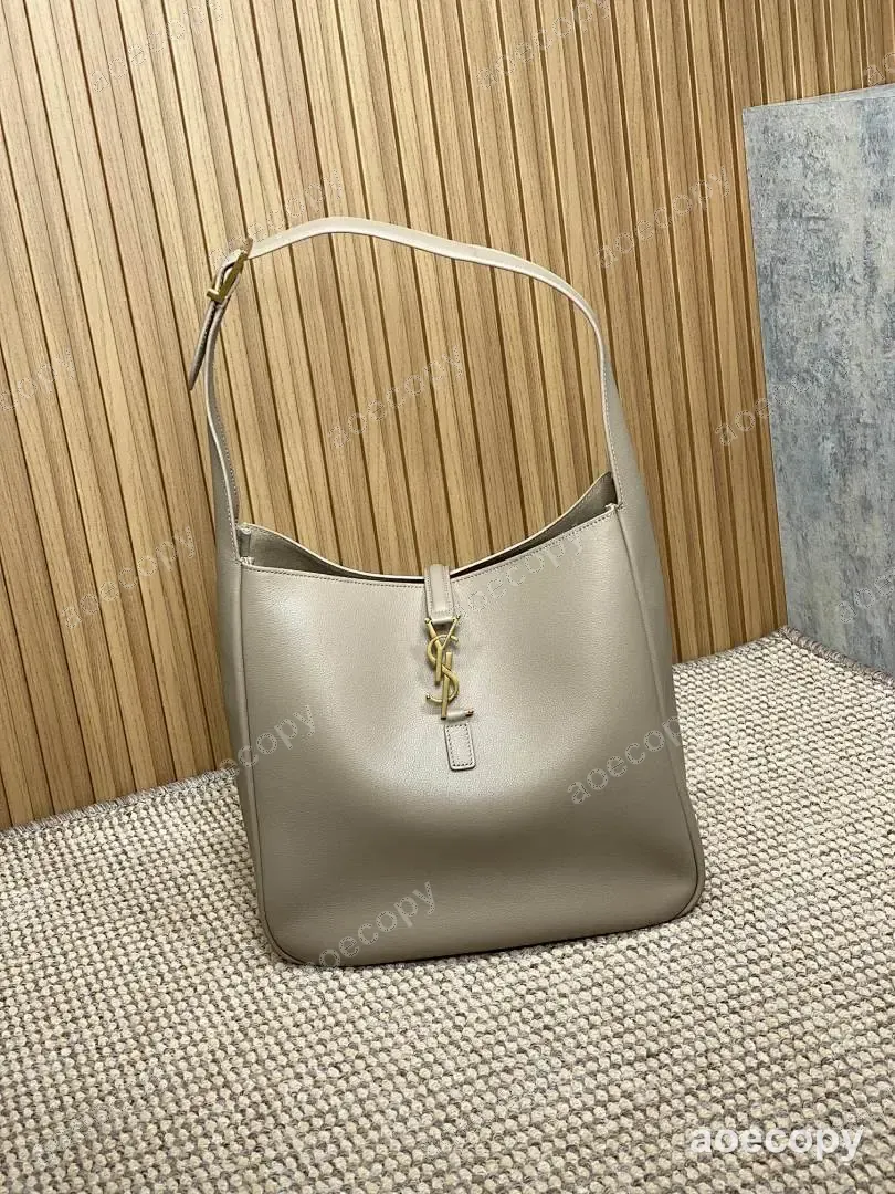 大人気★ サンローラン ショルダーバッグ 偽物 753837A No.0524