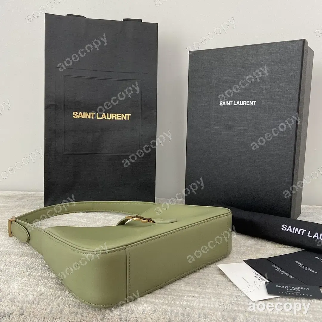 可愛い新作 サンローラン ショルダーバッグ N級品 657228PW No.0594