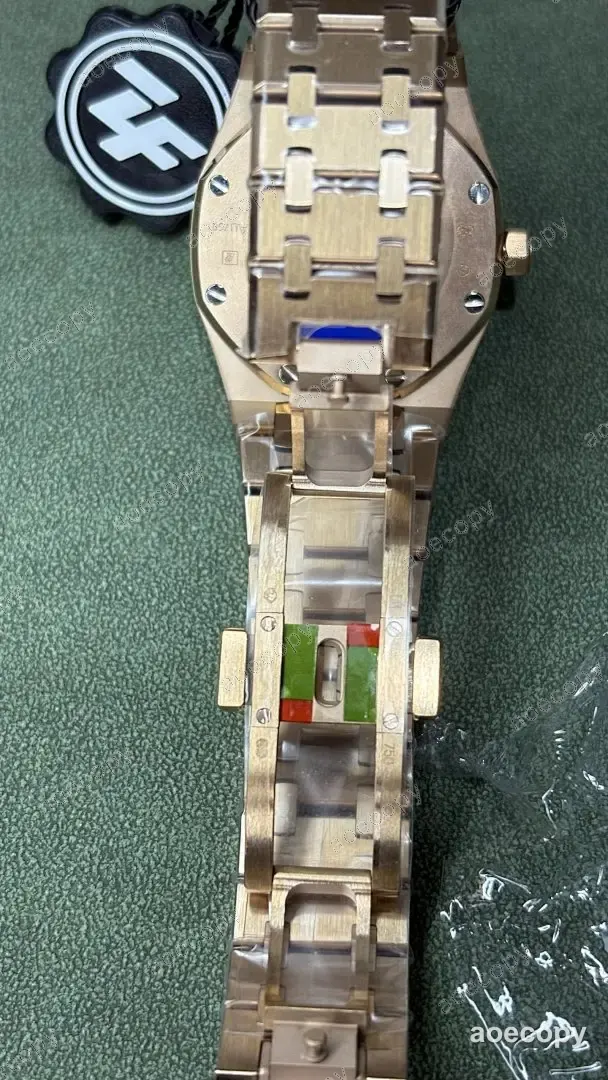 注目の新作 オーデマ・ピゲ ロイヤルオーク ローズゴールド ウォッチ N級品 N7722 No.0013