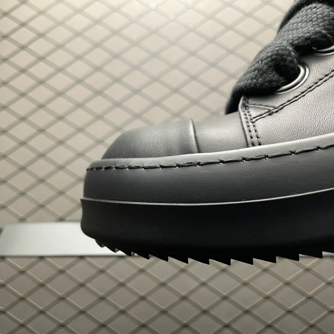 RK Concordians Jumbo Laced Low ‘All Black’