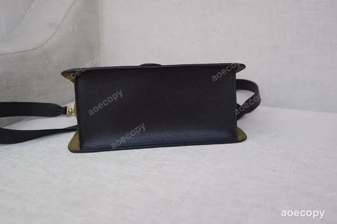 激安 コーチ バッグ 偽物 NT2800 No.0039