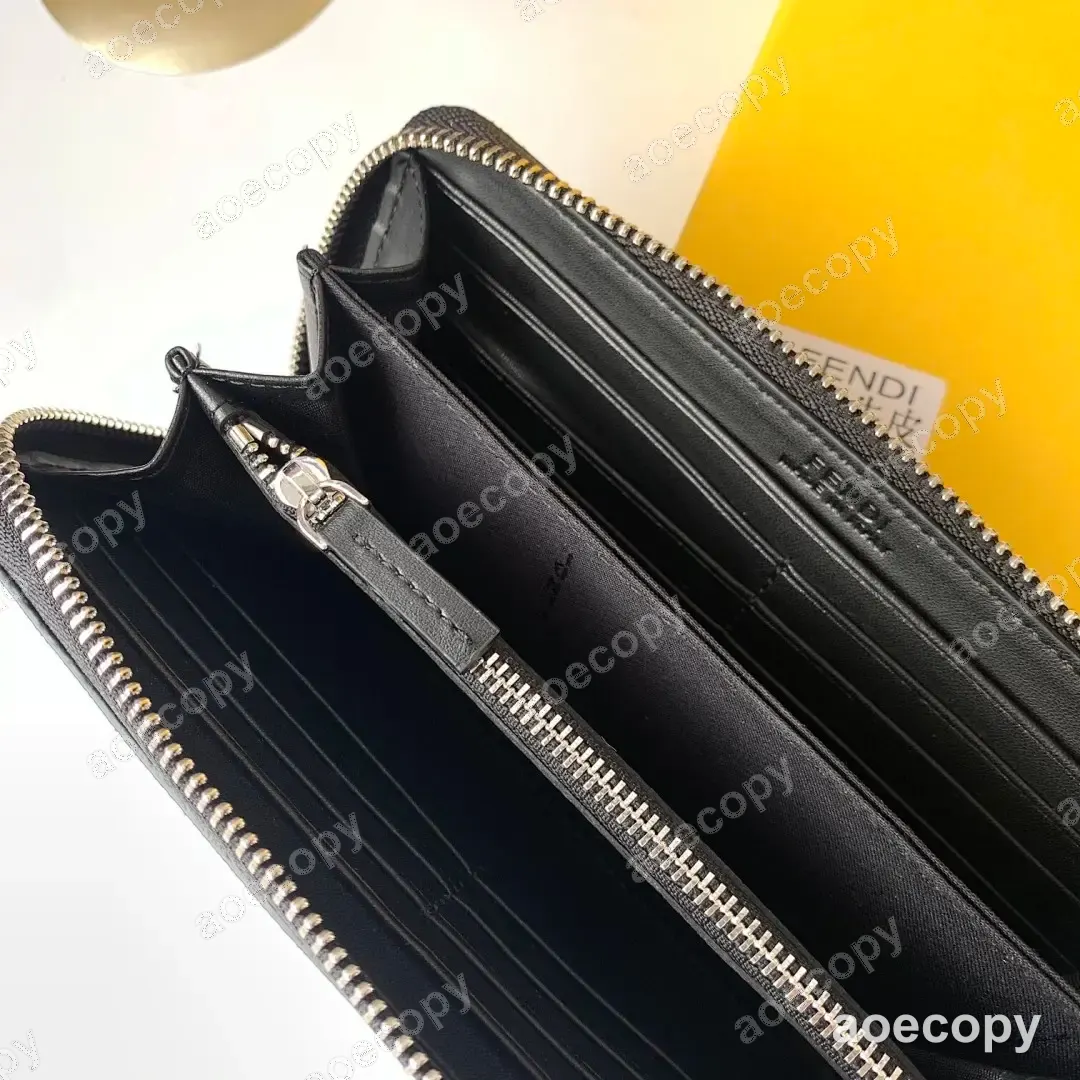 大人気★ フェンディ ウォレット N級品 No.0030