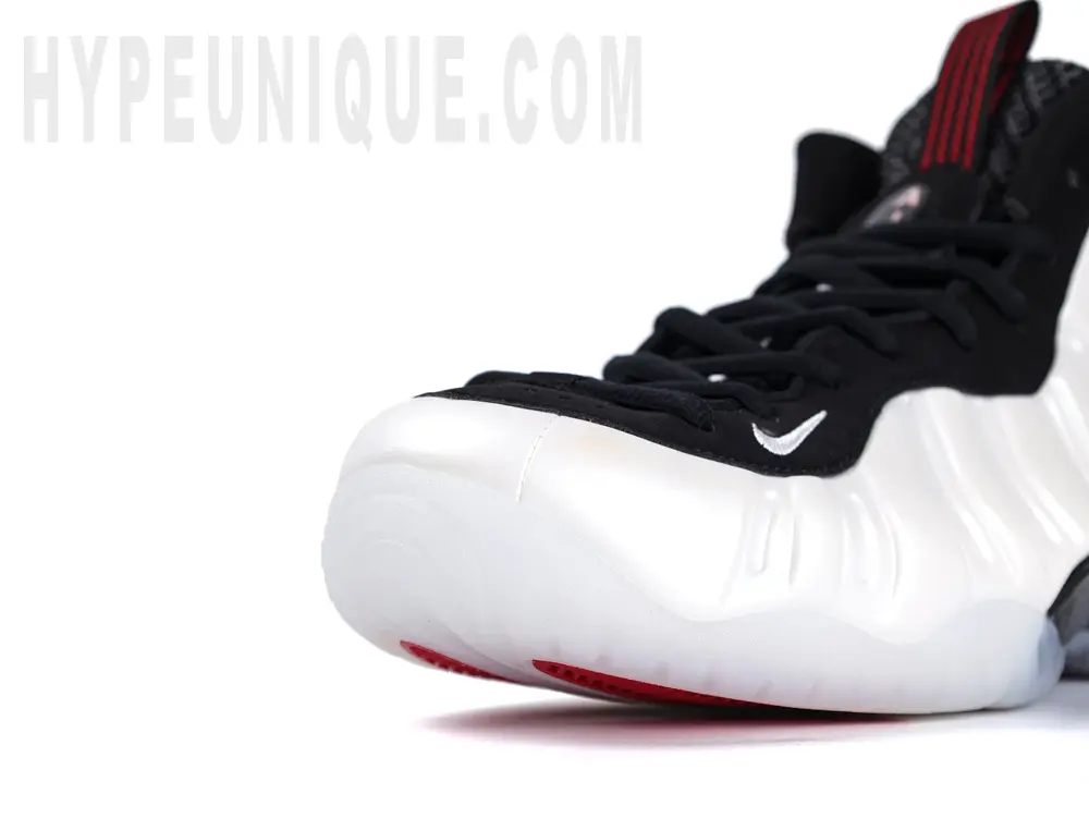 Nike Air Foamposite Pro Pearl (2025) White mudguard