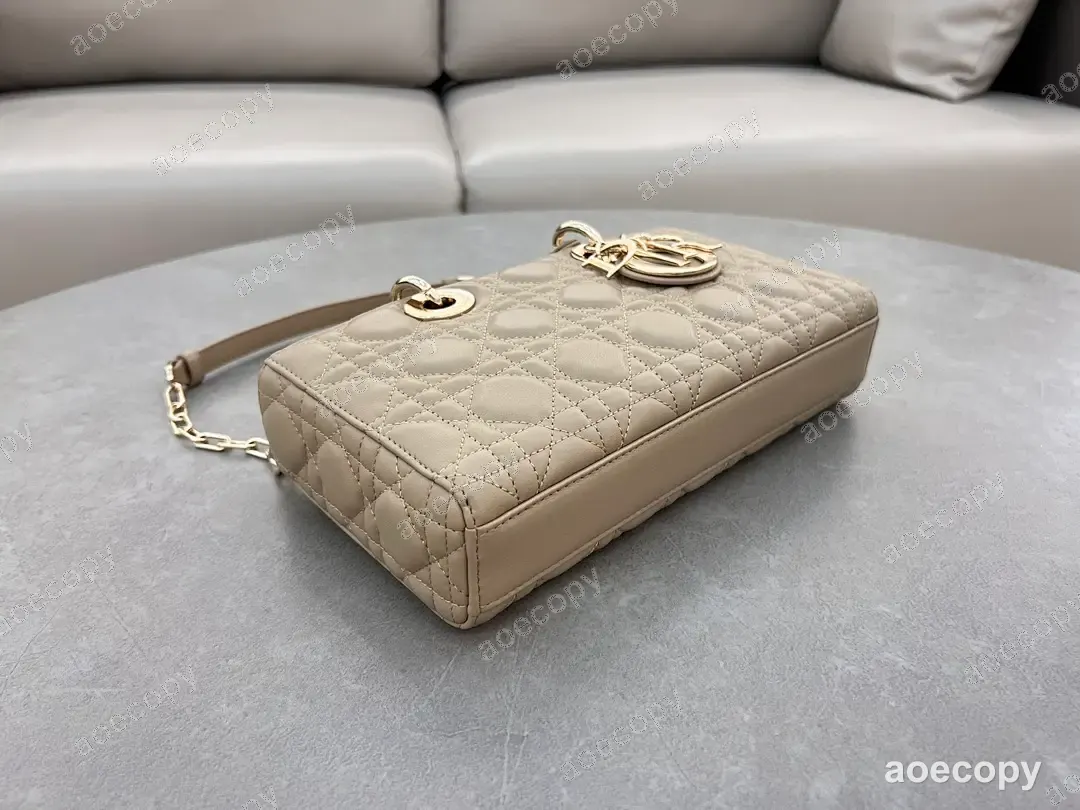 大人気★ ディオール バッグ N級品 5X5CM No.0215