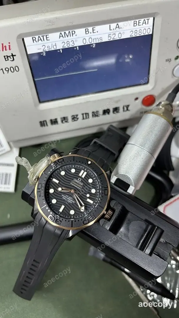 大人気★ オメガ シーマスター ローズゴールド ウォッチ スーパーコピー A2824 No.0134
