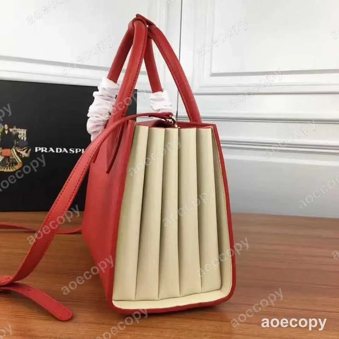 大人気★ プラダ バッグ N級品 No.0491