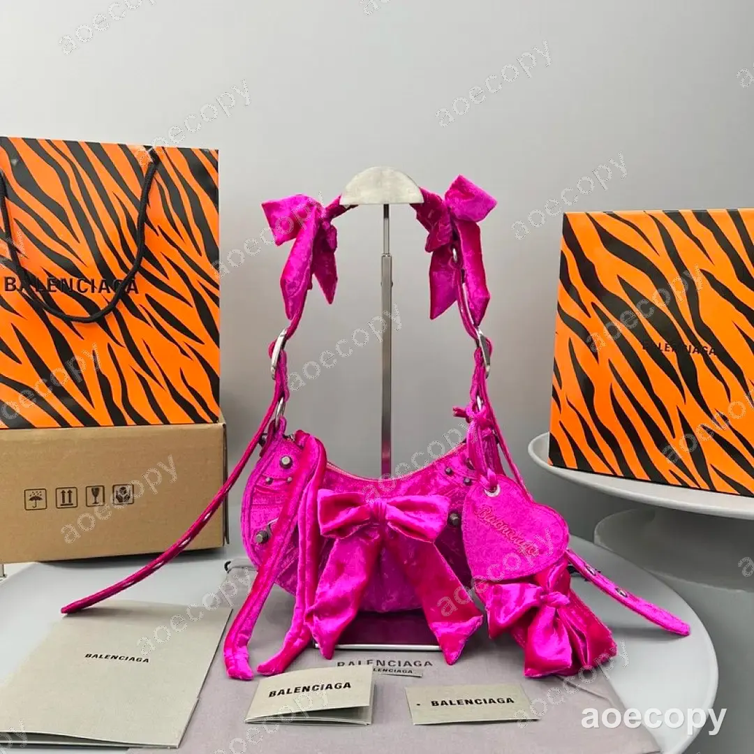 可愛い バレンシアガ ル カゴール バッグ N級品 No.0163