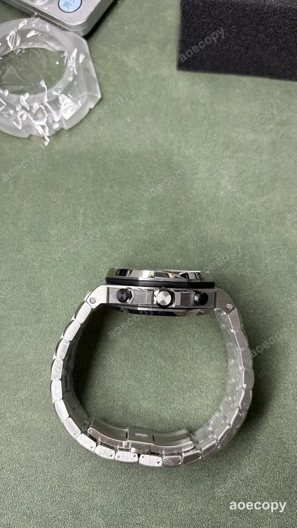 大人気★ オーデマ・ピゲ ロイヤルオーク ウォッチ スーパーコピー J22425 No.0024