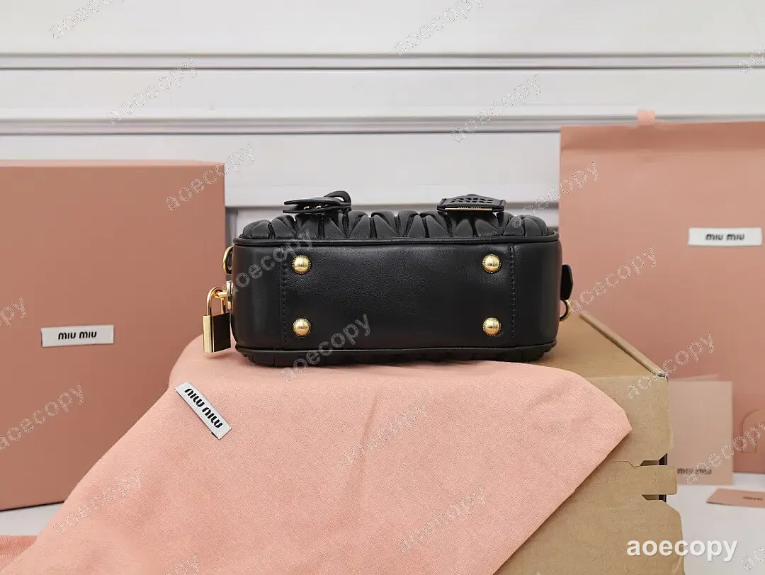 新作 ミュウミュウ バッグ N級品 No.0004
