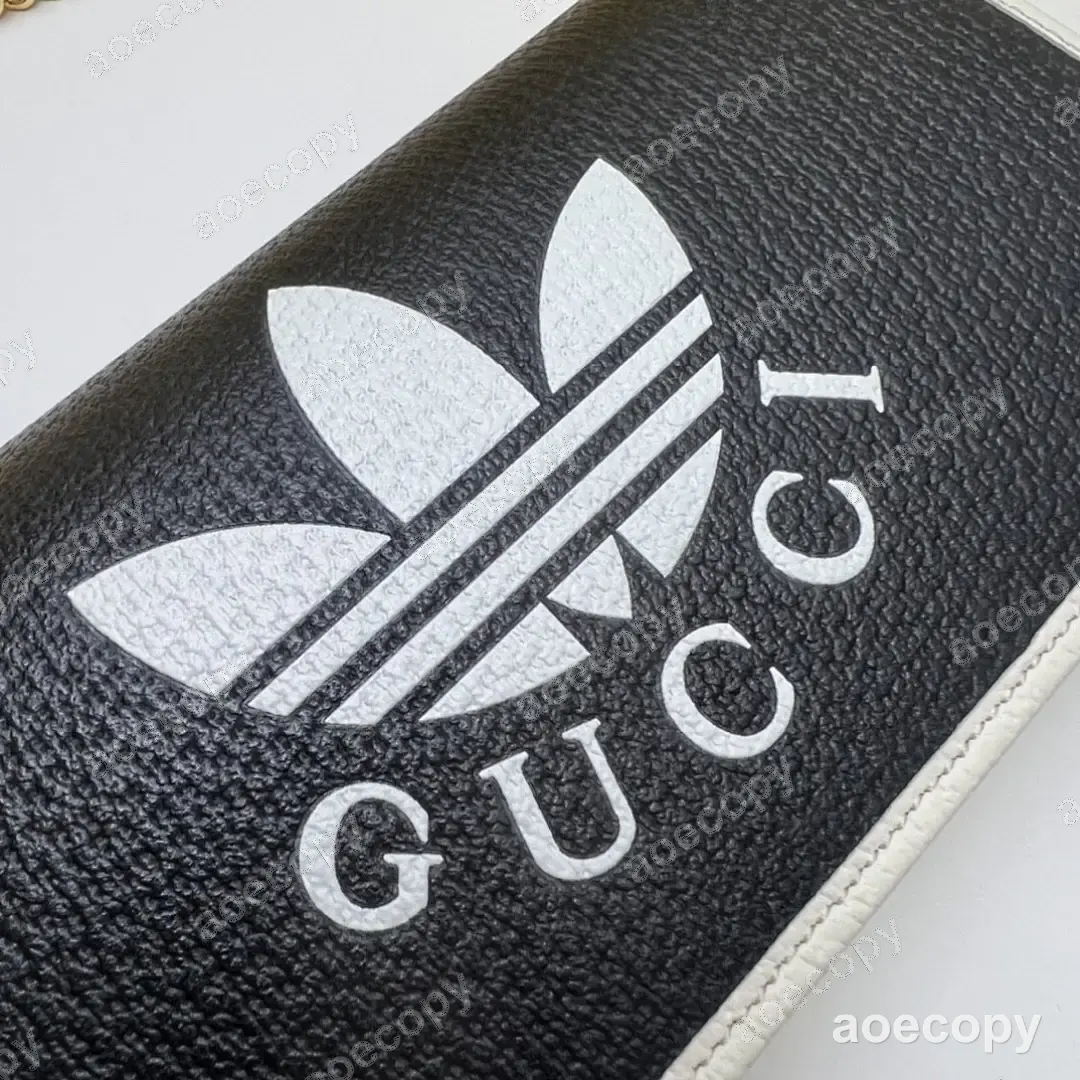大人気★ グッチ チェーン チェーンウォレット N級品 621892AD No.0242