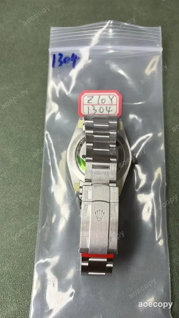 新作 ロレックス オイスターパーペチュアル レッド ウォッチ コピー Z10Y1304 No.0069