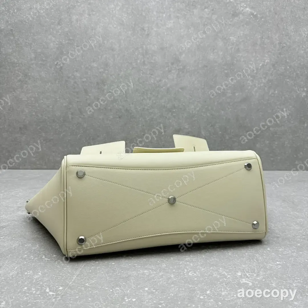 大人気★ バレンシアガ バッグ N級品 No.0133