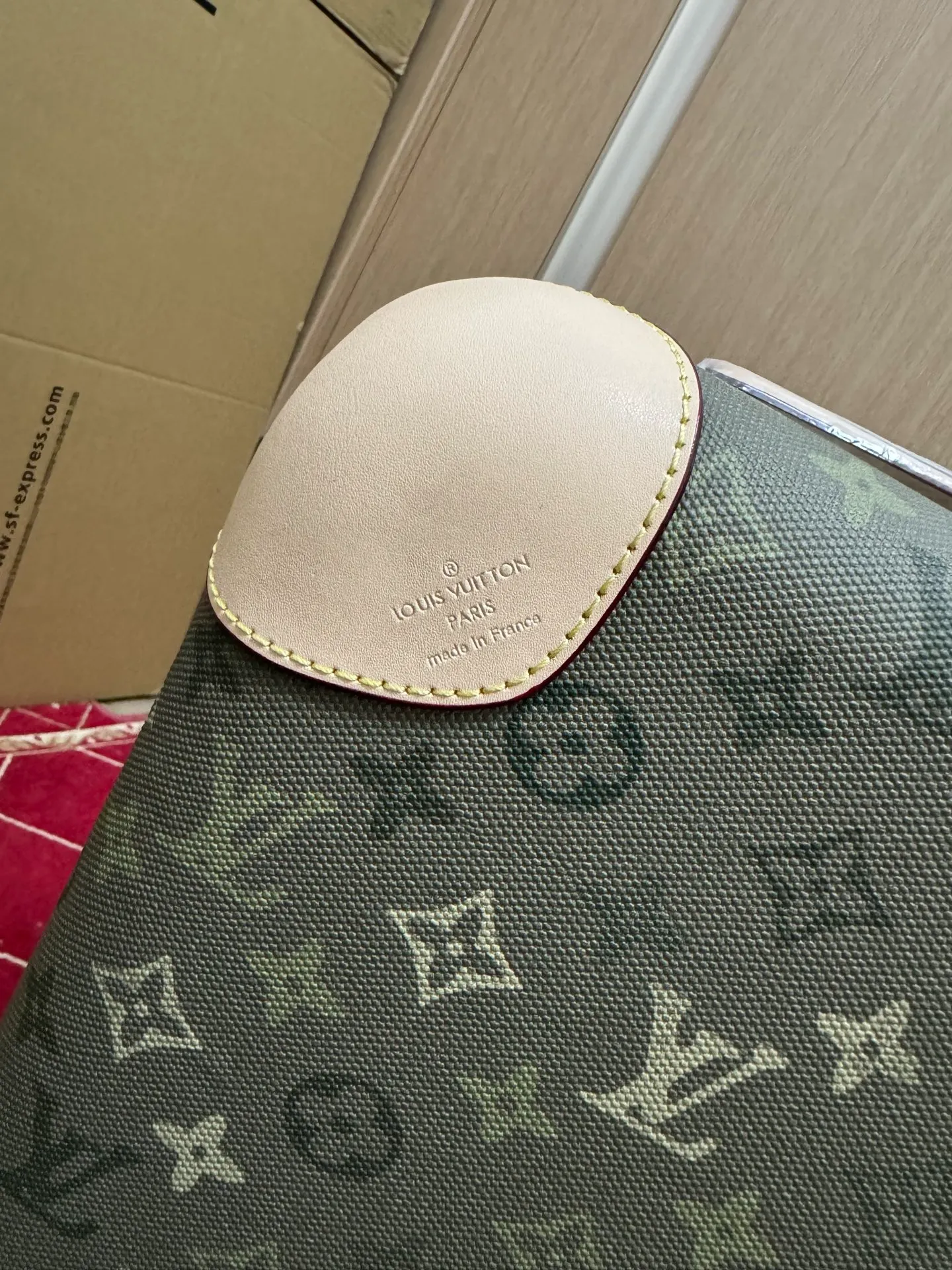 Monogram Khaki Green Horizon Rolling Carry-On Suitcase Leather Corner And Monogram Canvas Detail