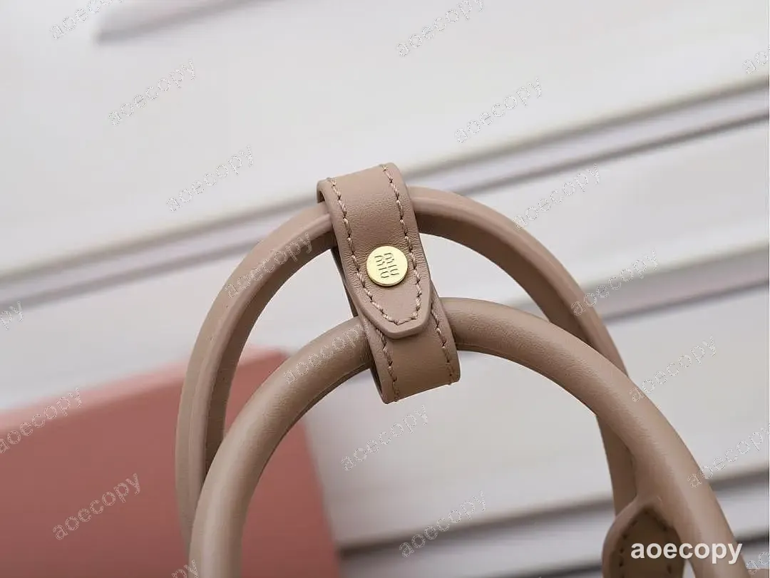 人気新作 ミュウミュウ バッグ スーパーコピー No.0010