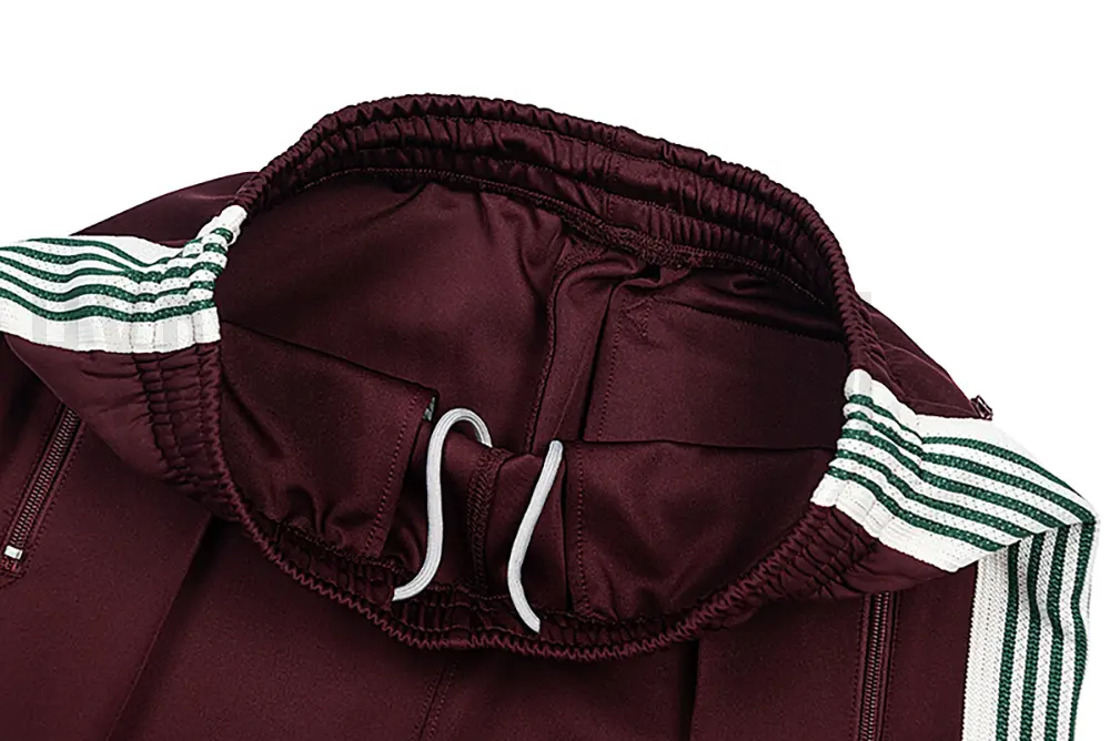 Elastic waistband for easy adjustment.