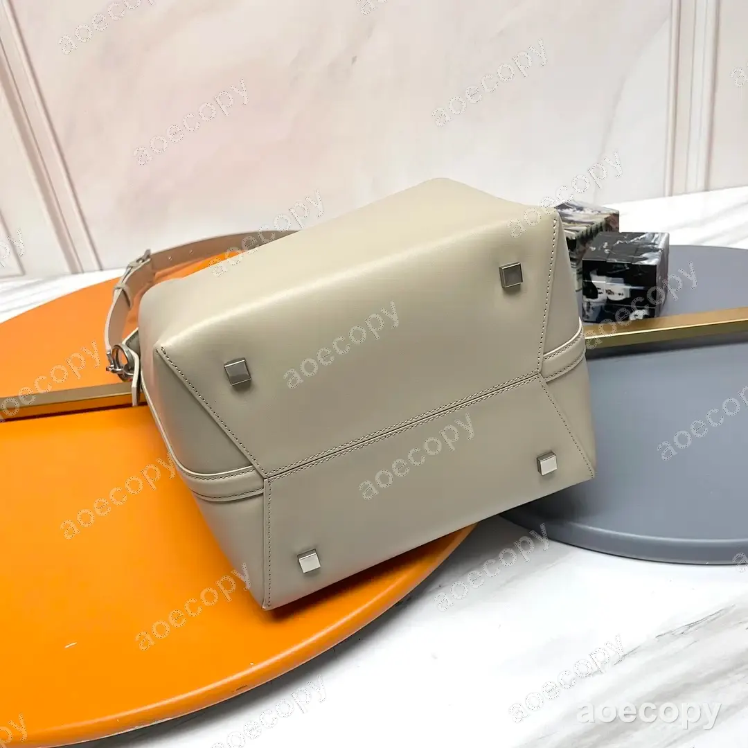 大人気★ サンローラン バッグ N級品 185475 No.0041