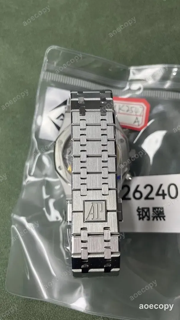 大人気★ オーデマ・ピゲ ロイヤルオーク ブラック ウォッチ 偽物 XK2547A No.0033
