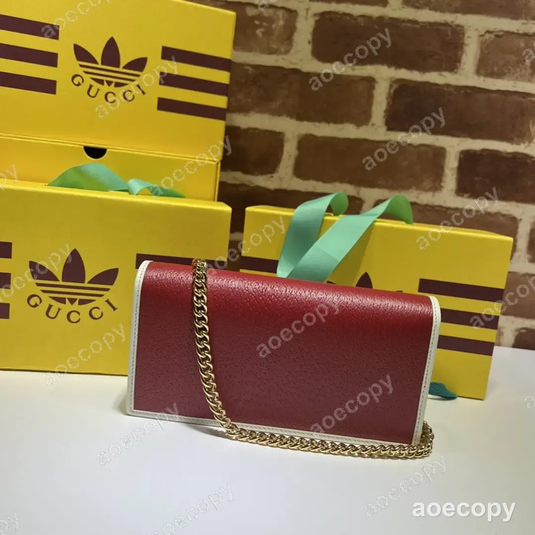 大人気★ グッチ チェーン チェーンウォレット N級品 621892AD No.0242