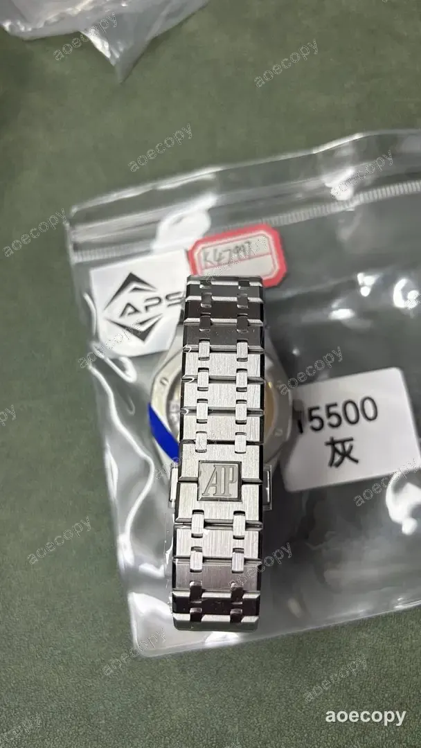 人気モデル オーデマ・ピゲ ロイヤルオーク グレー ウォッチ 偽物 K47997 No.0037