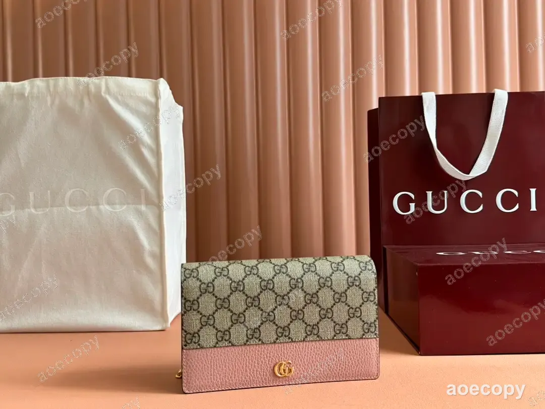 激安 グッチ ウォレット スーパーコピー 497985 No.0235