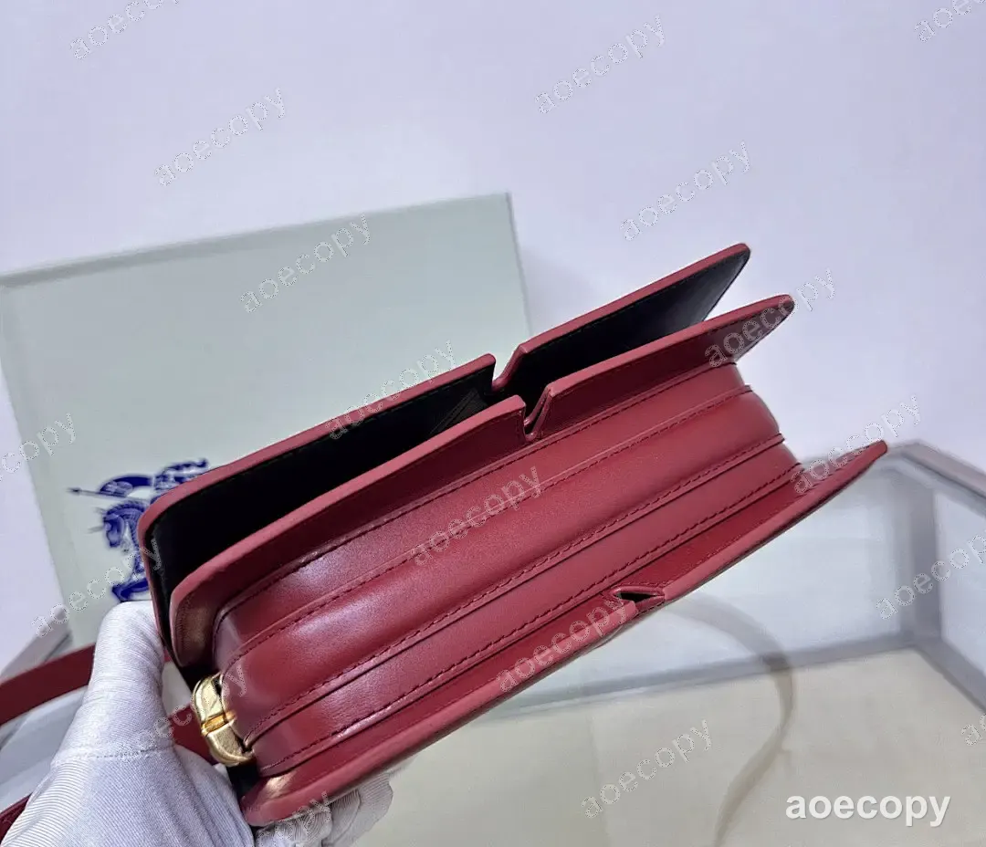 新作 バーバリー バッグ 偽物 0027C7B2 No.0200