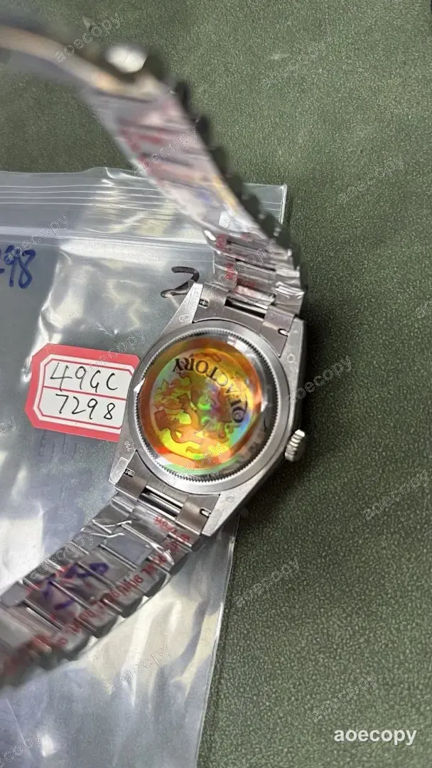 人気モデル ロレックス デイデイト ウォッチ スーパーコピー 49GC7298 No.0139