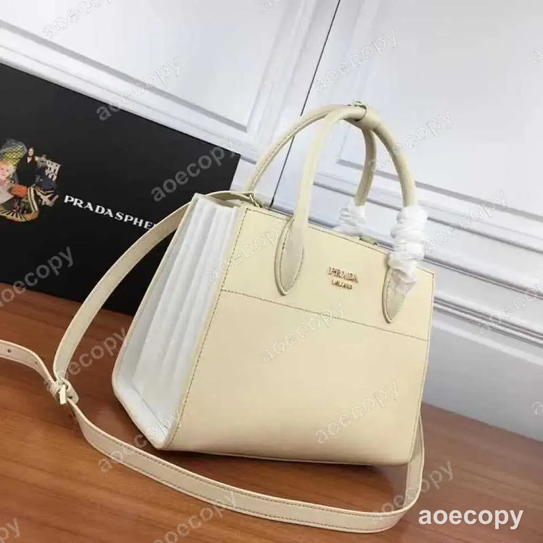 大人気★ プラダ バッグ N級品 No.0491