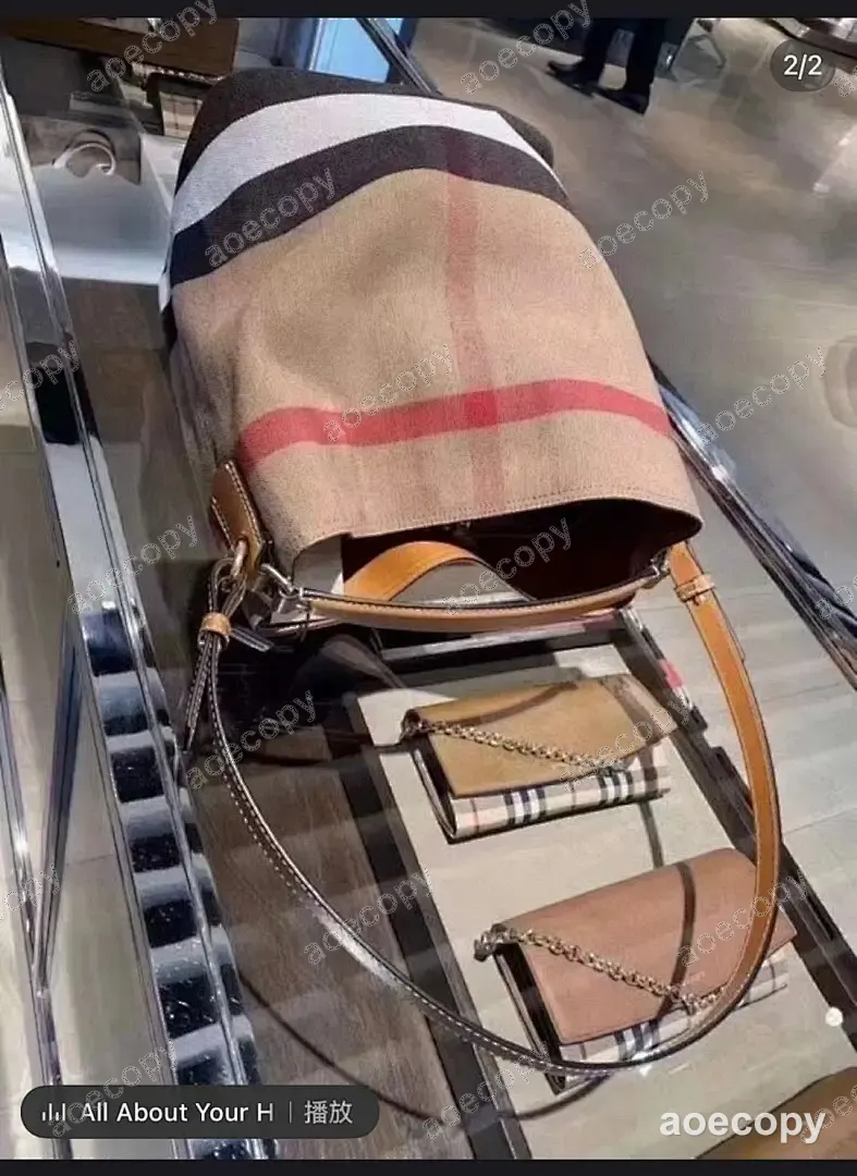 新作 バーバリー バッグ スーパーコピー 0215F71B No.0116
