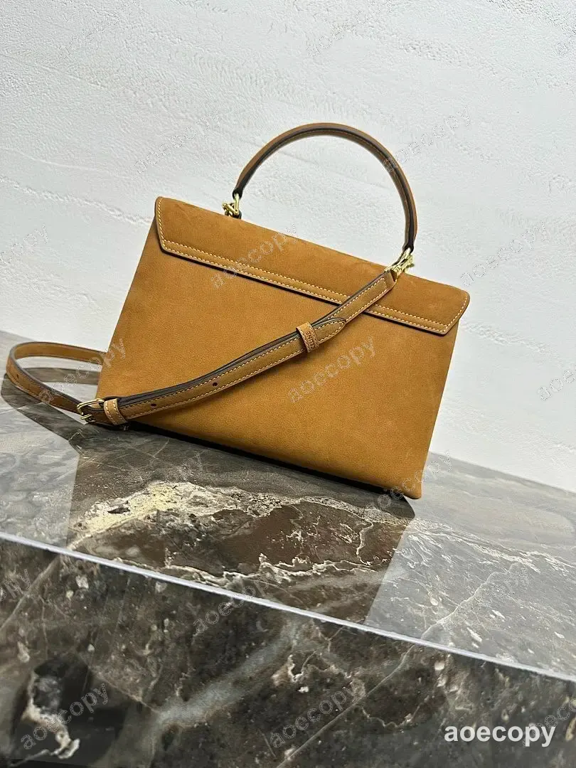 可愛い新作 セリーヌ バッグ N級品 No.0193
