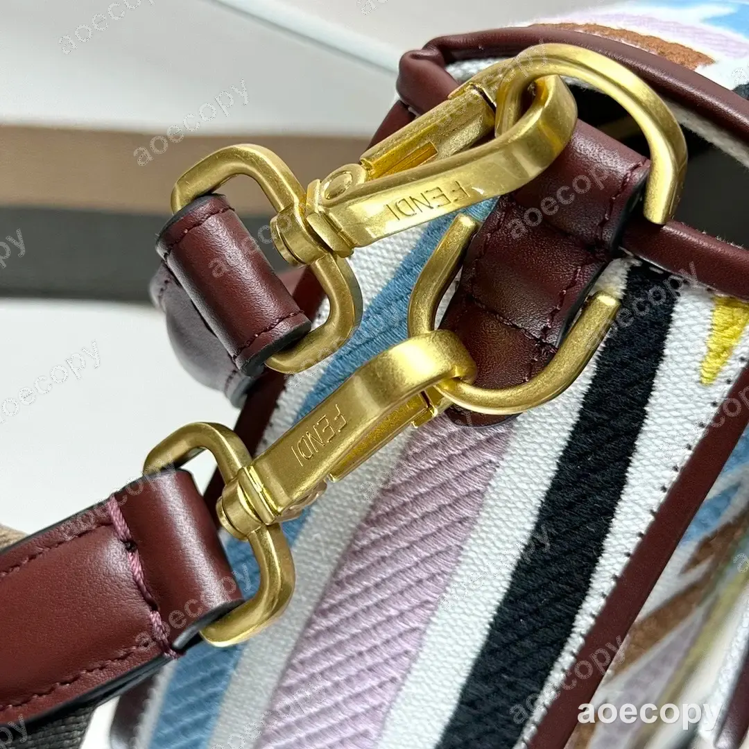 可愛い新作 フェンディ バッグ N級品 No.0018