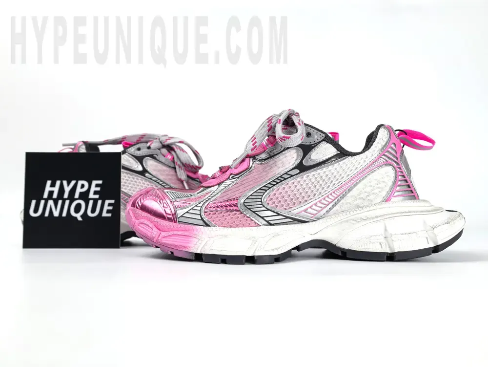 Women’s 3xl Toe Spray Sneaker in Grey/pink/dark Grey