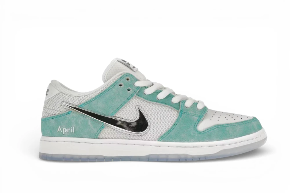 Dunk Low April Skateboards