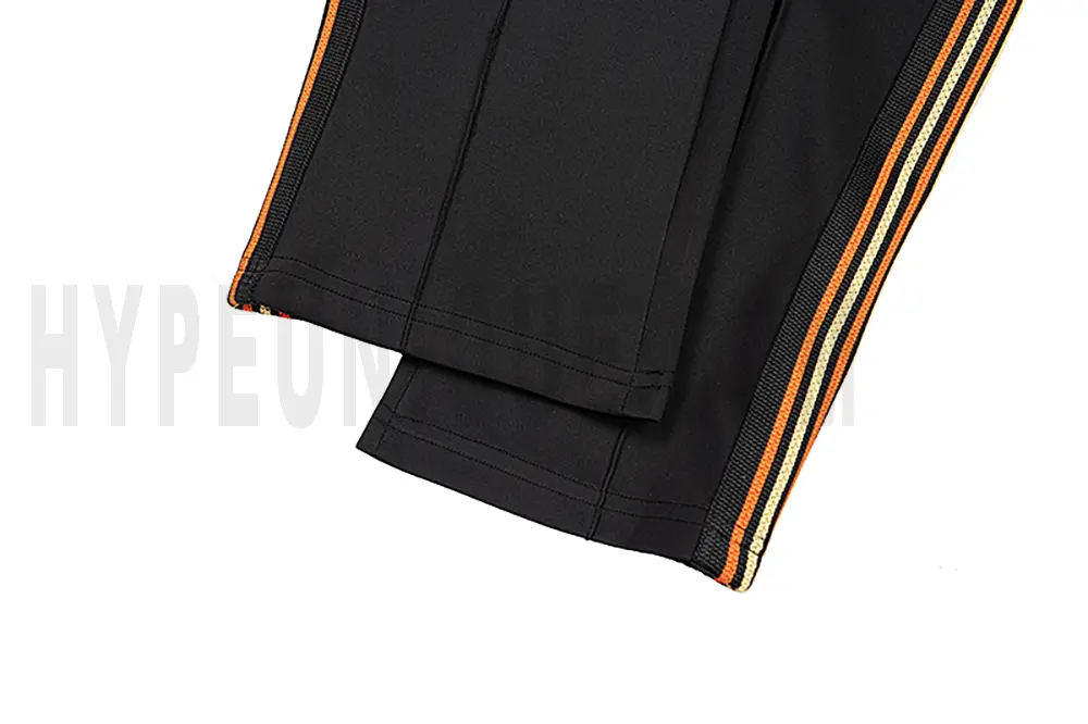 Hem Detail Shot.