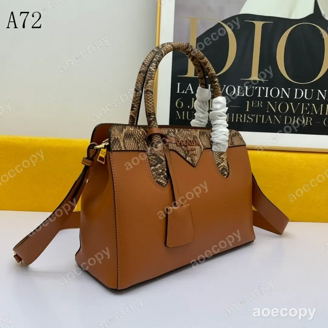 大人気★ プラダ バッグ N級品 DDQ8803150 No.0422