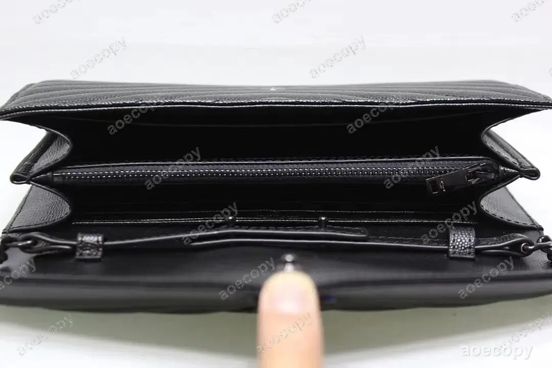 可愛い新作 サンローラン ショルダーバッグ コピー 377828KL No.0639