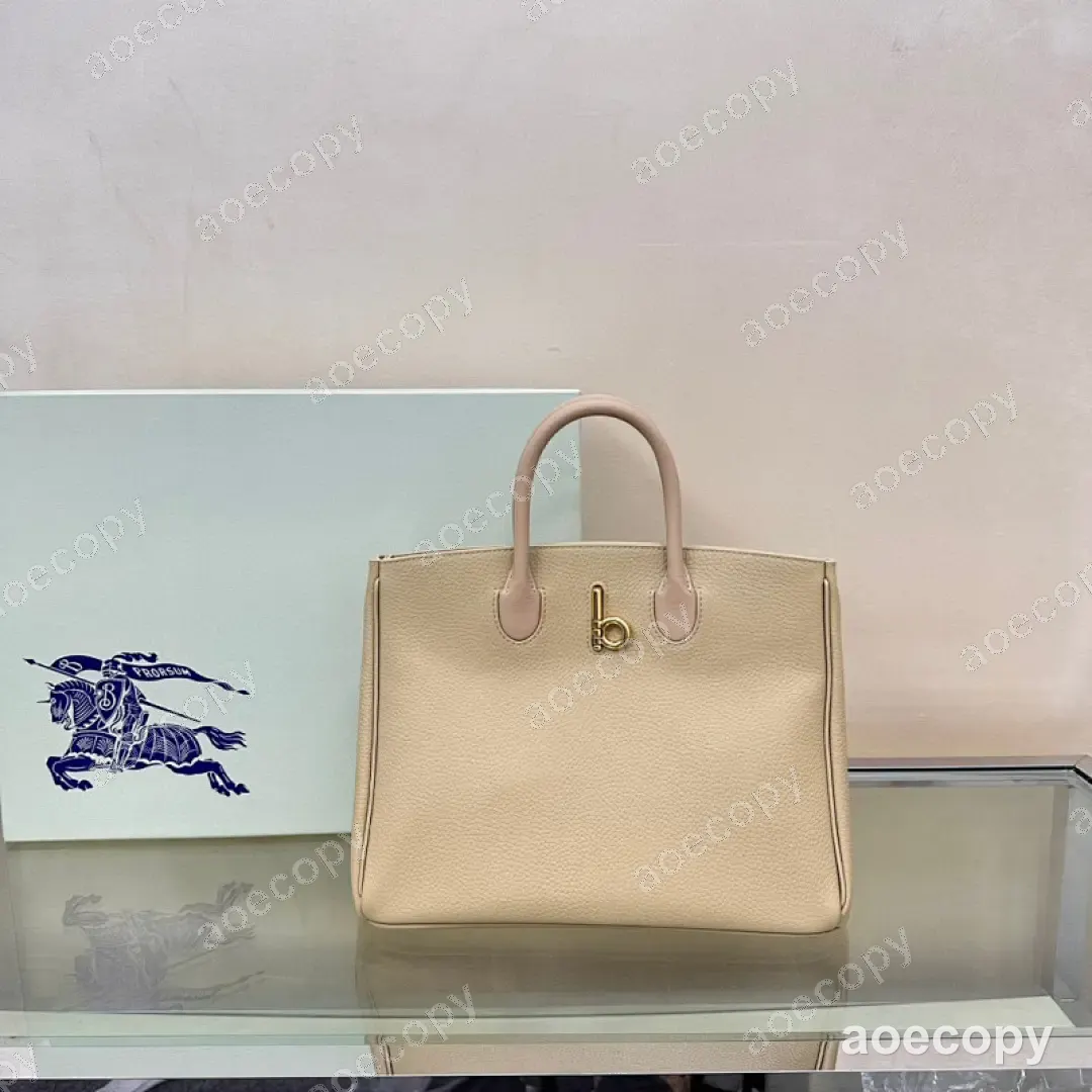 可愛い新作 バーバリー バッグ コピー 01064E60 No.0316
