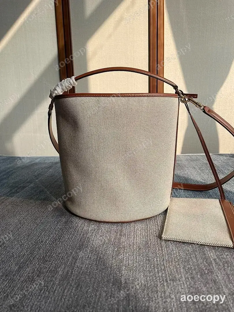 新作 セリーヌ バッグ N級品 No.0131