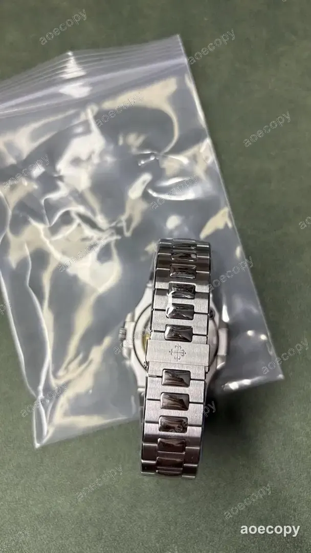 人気モデル パテック・フィリップ ノーチラス ウォッチ コピー 5167A No.0014