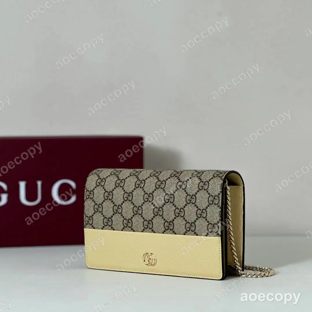 大人気★ グッチ ウォレット N級品 194804 No.0011