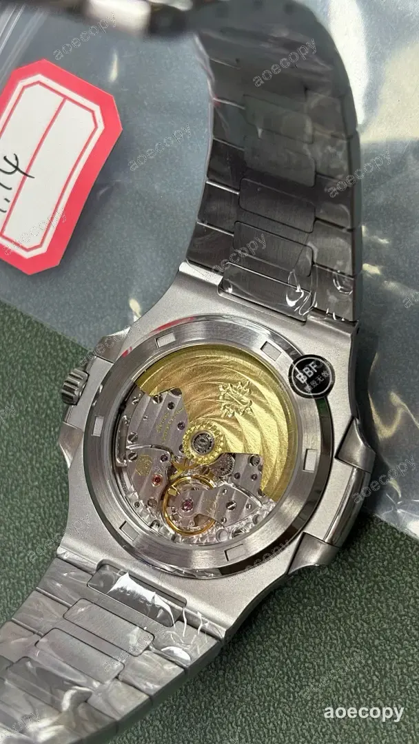大人気★ パテック・フィリップ ノーチラス ウォッチ N級品 5711A No.0001
