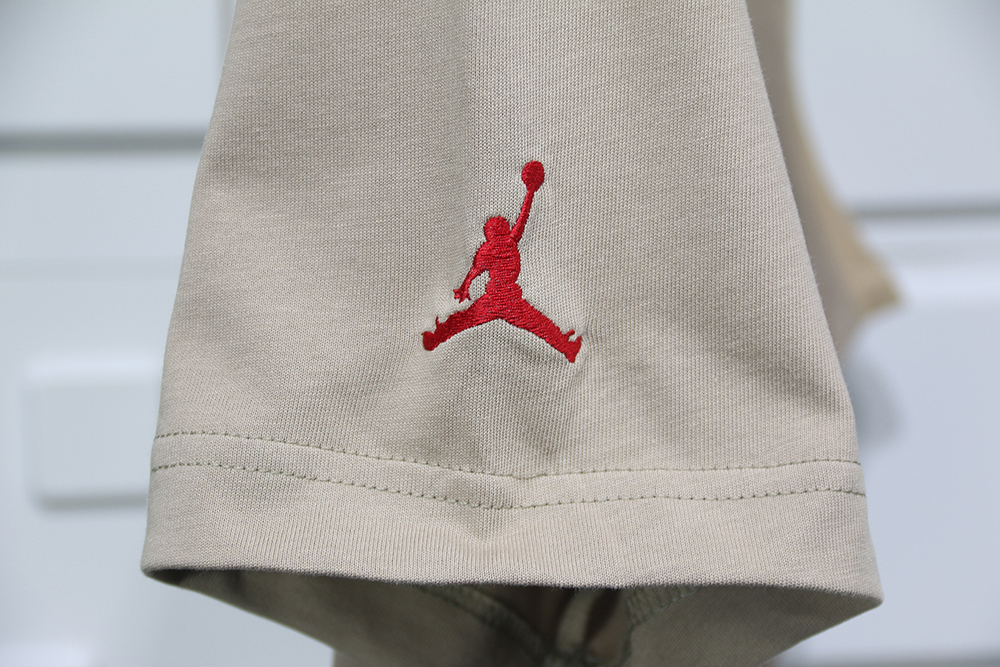 Travis Scott Cactus Jack x Jordan T-Shirt Khaki/Desert Replica