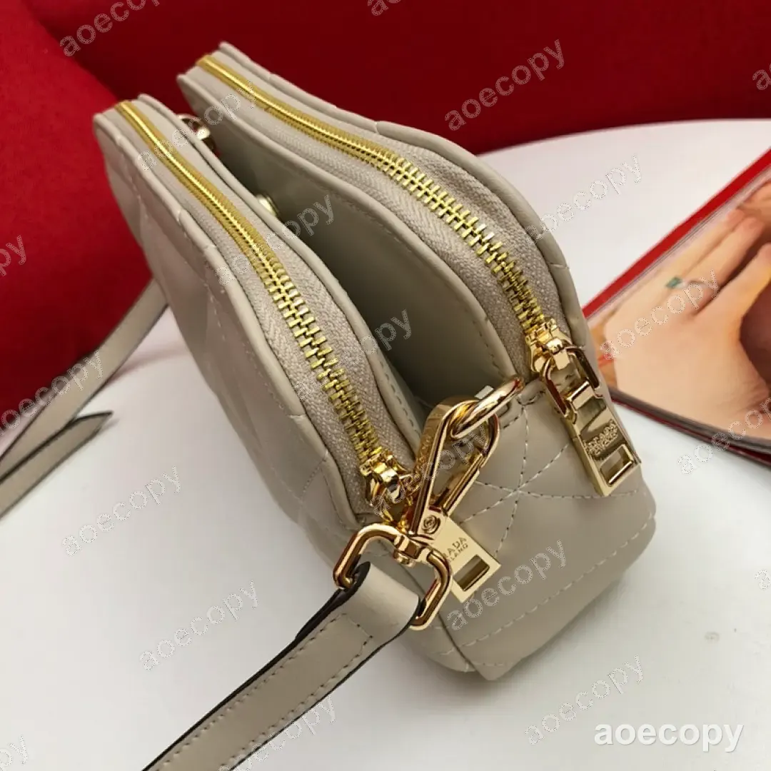 大人気★ プラダ バッグ N級品 DD2802550 No.0161