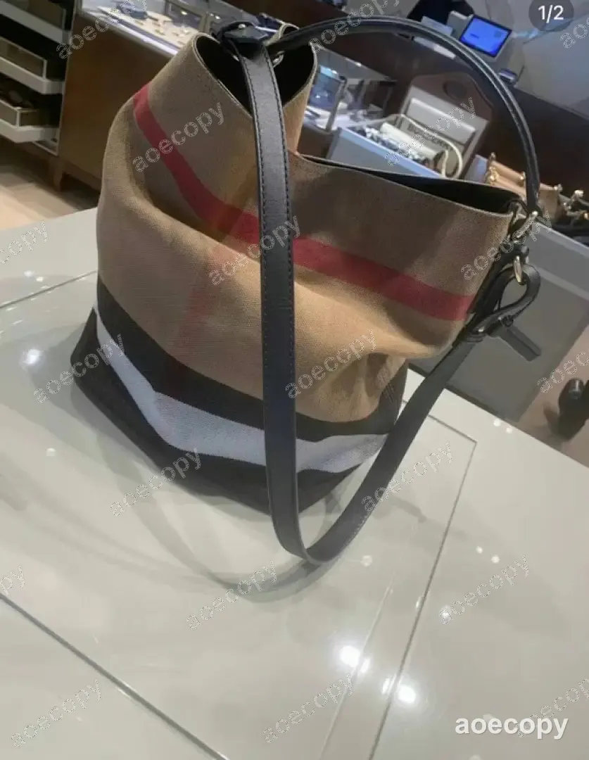 可愛い新作 バーバリー バッグ スーパーコピー 006808A7 No.0280