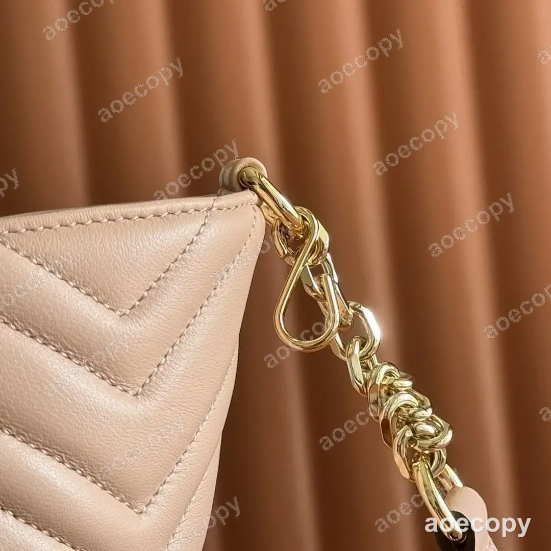 可愛い グッチ マーモント ショルダーバッグ N級品 847387 No.0376
