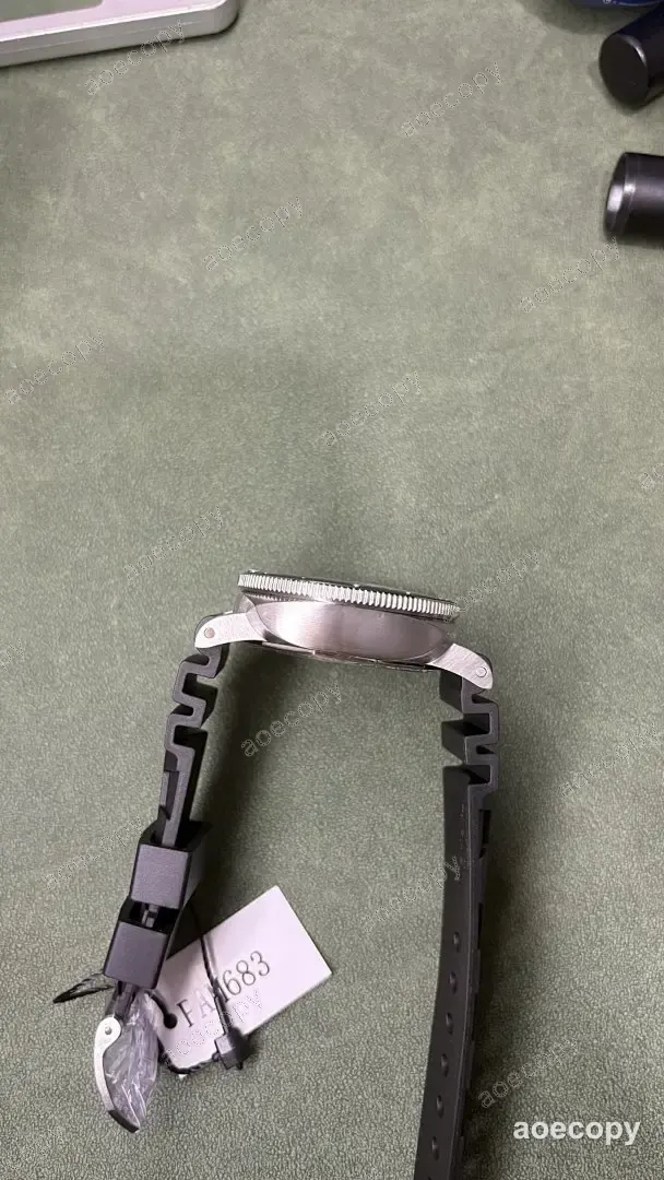 激安 パネライ ウォッチ N級品 PAM683 No.0011
