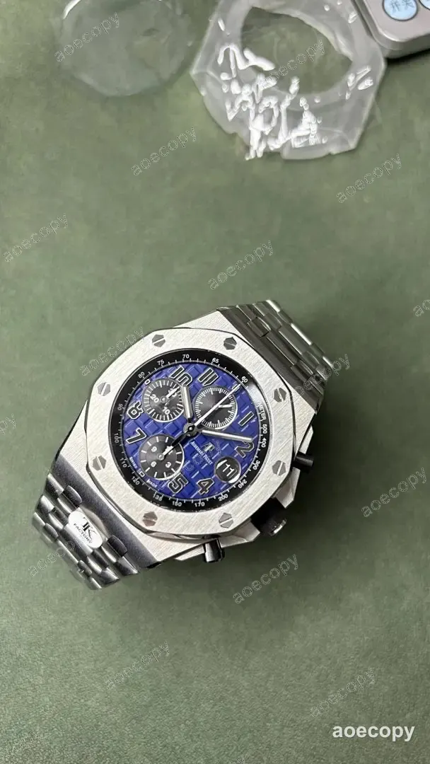 大人気★ オーデマ・ピゲ ロイヤルオーク ウォッチ スーパーコピー J22425 No.0024